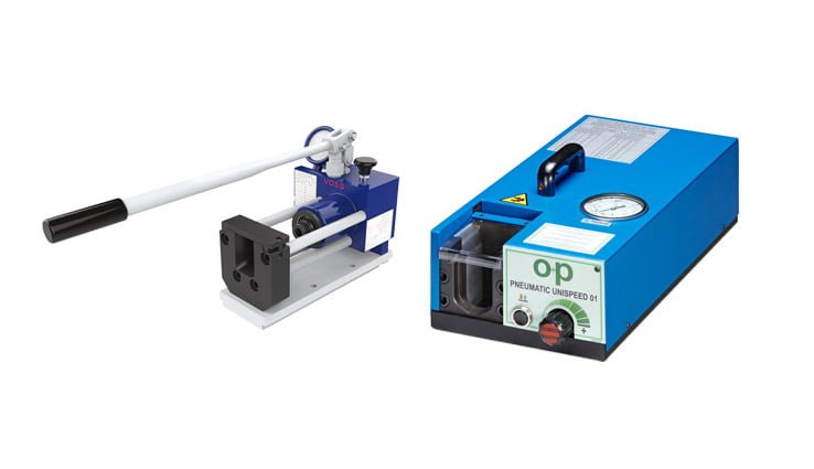 Zařízení pro montáž prstenců a tvarování